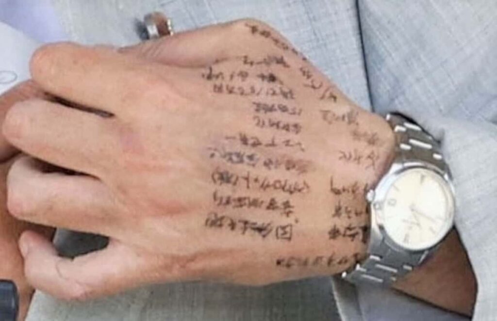 【参院選】石破首相の「手の甲カンペ」写真が話題　聴衆「候補者をよく調べている」好印象も